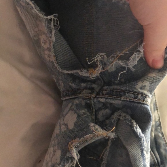 Shorts - Picture 4 of 4